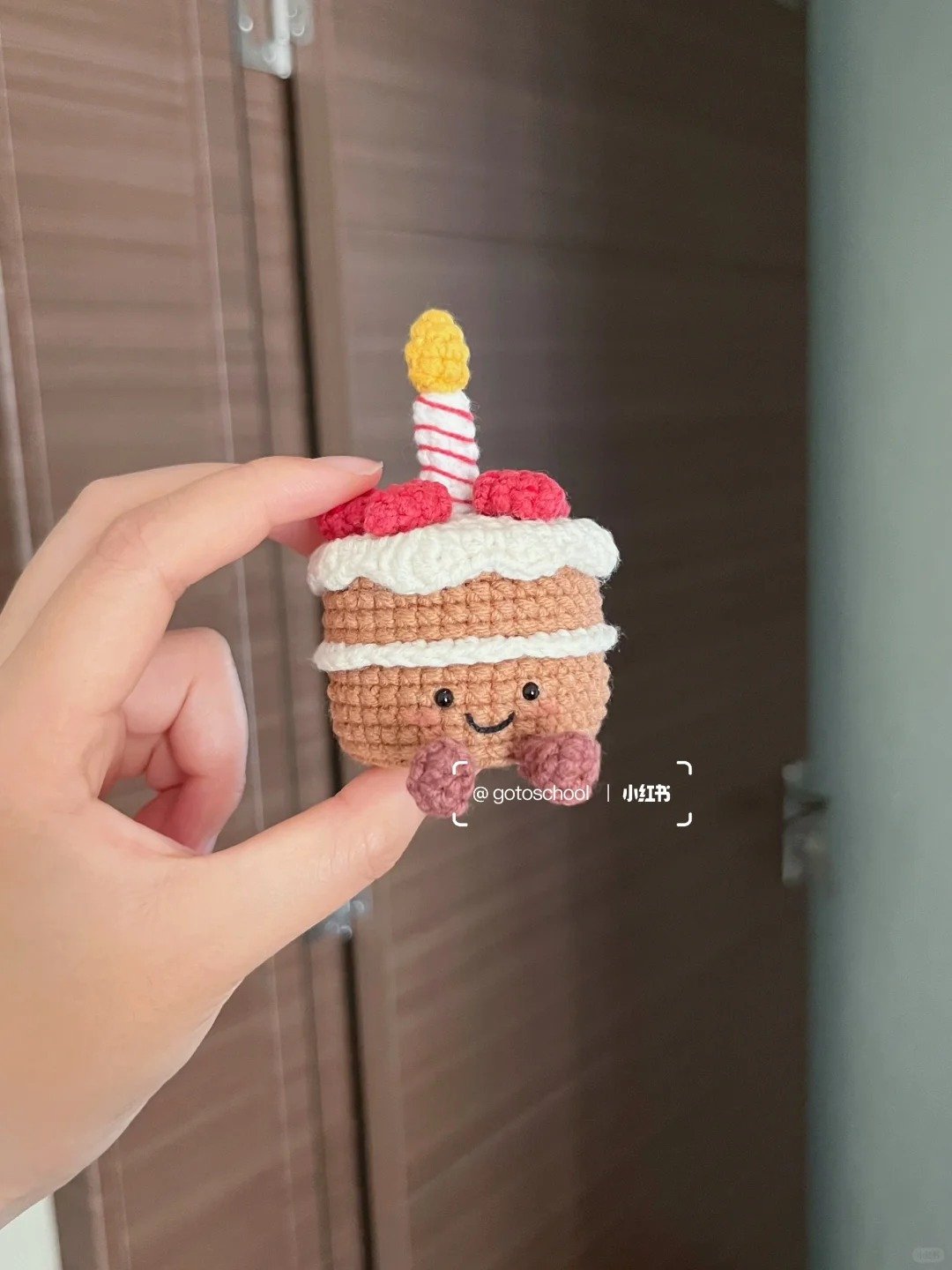 Jellycat Inspired Cake – Mini